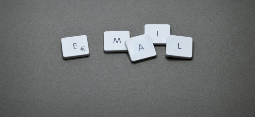 Top 15 Self-hosted open-source free web-based email clients
